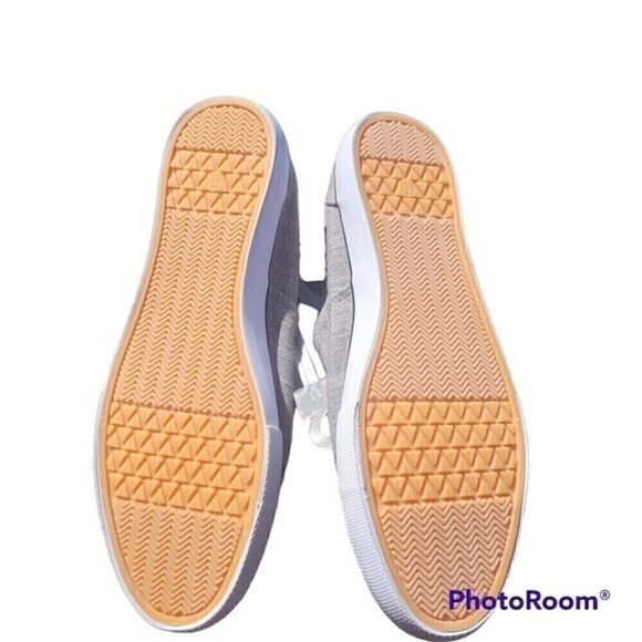 Universal Thread Women's Gray & White Keds Style Tennis Shoes - Picture 4 of 5